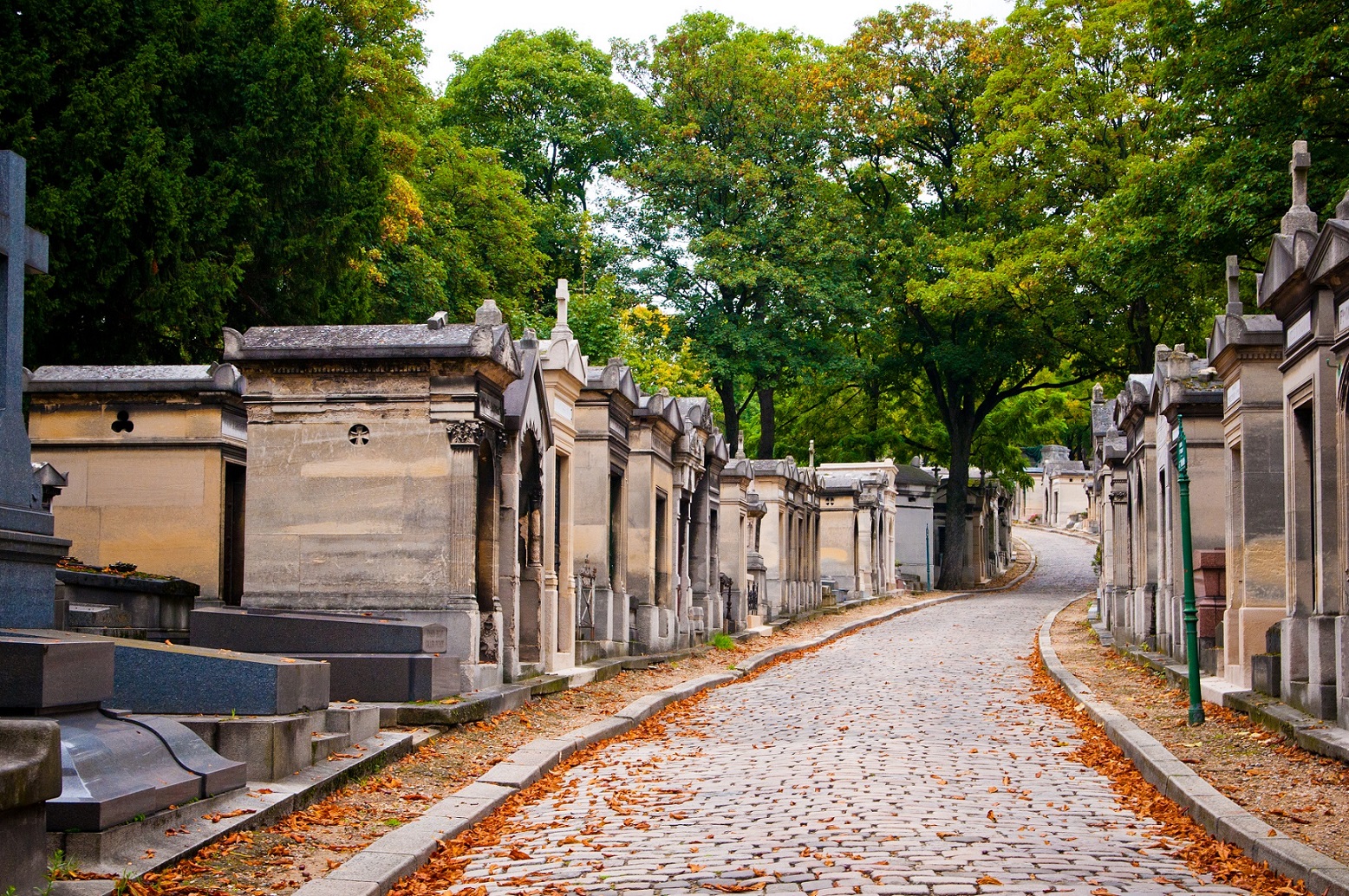 France-Obseques-cimetiere